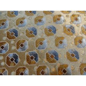 ERMENEGILDO ZEGNA ~ MENS SILK DRESS SHIRT SUIT TIE ~ BEIGE TAN GRAY MEDALLIONS